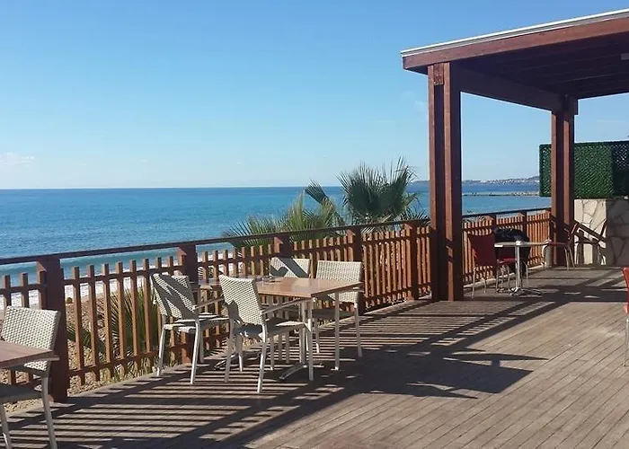 Sea View In Orion Garden Apartment